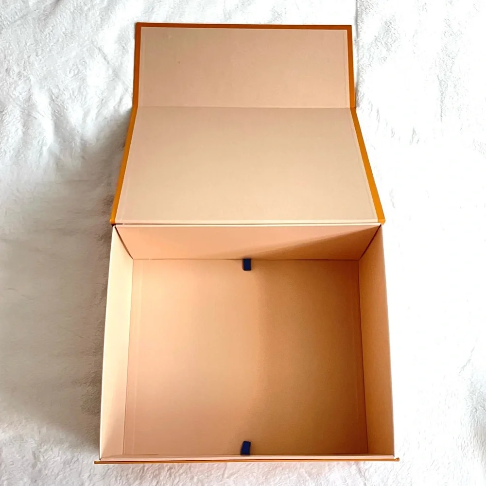 Louis Vuitton Large Empty Box 16” X 13” Cardbox Magnetic Closure NEW